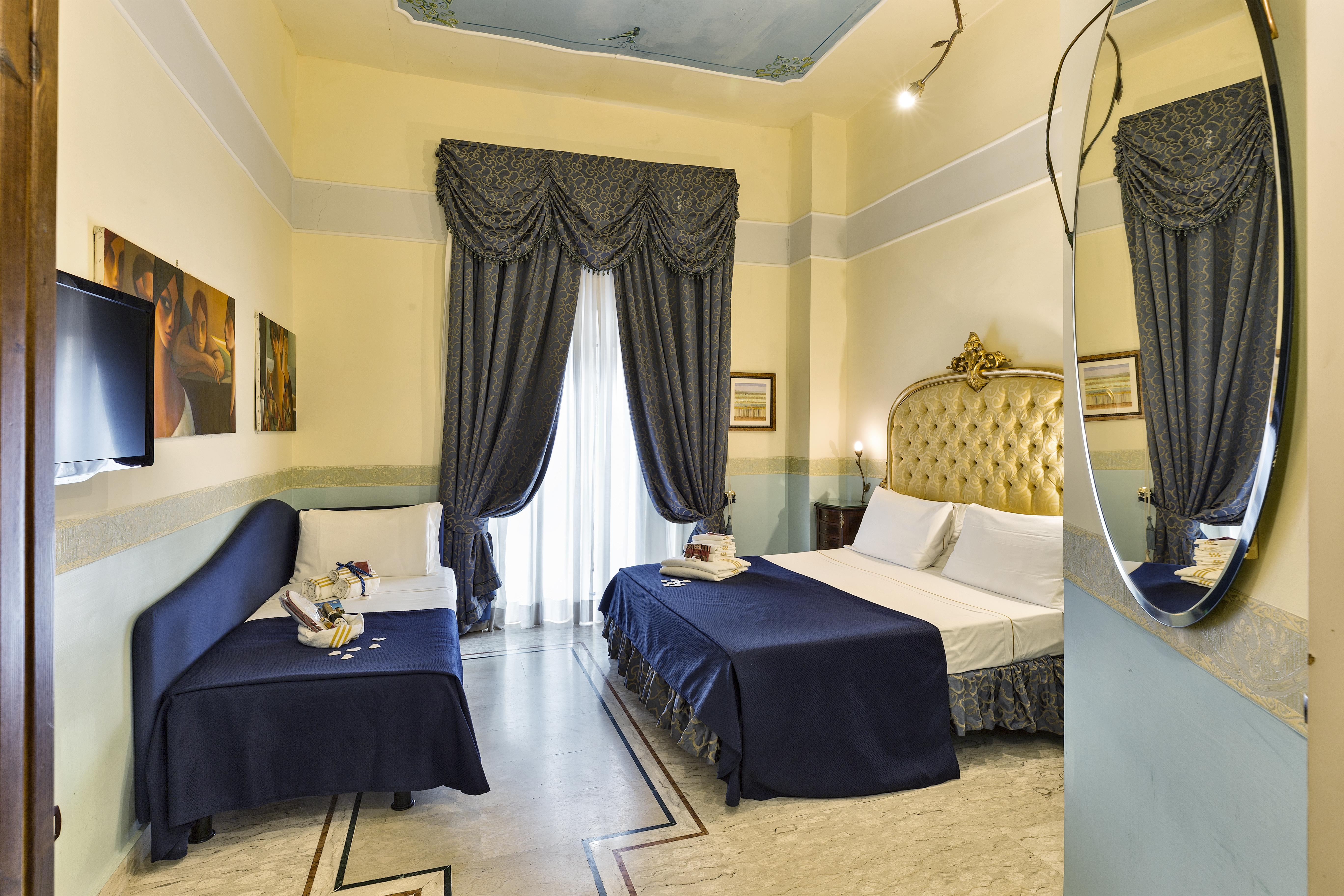 อาร์ต รีสอร์ต แกลเลอเรีย อุมแบร์โต Hotel เนเปิลส์ ภายนอก รูปภาพ