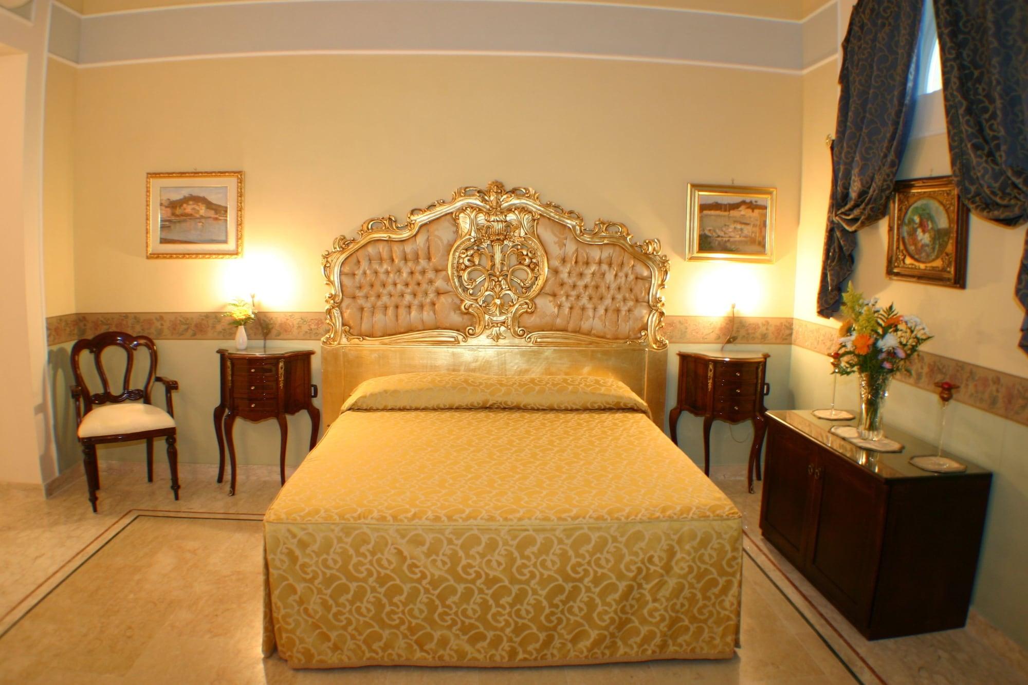 อาร์ต รีสอร์ต แกลเลอเรีย อุมแบร์โต Hotel เนเปิลส์ ภายนอก รูปภาพ